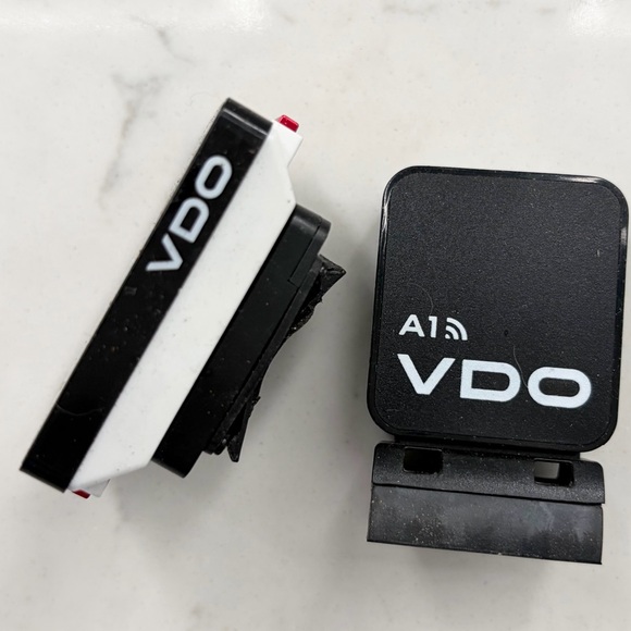 VDO Wireless Bicycle Computer & Sensor - Picture 2 of 5